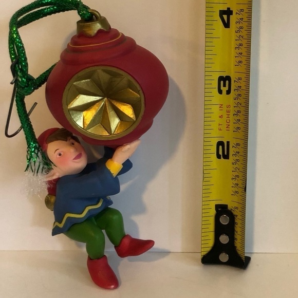 Avon Vintage Christmas Ornaments - Picture 7 of 7